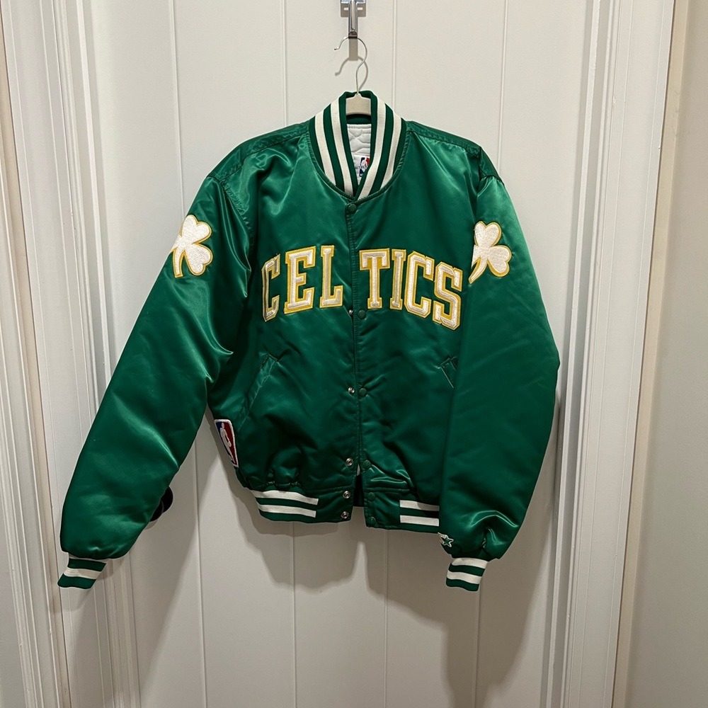 Vintage Celtics jacket. Excellent condition! Size large.